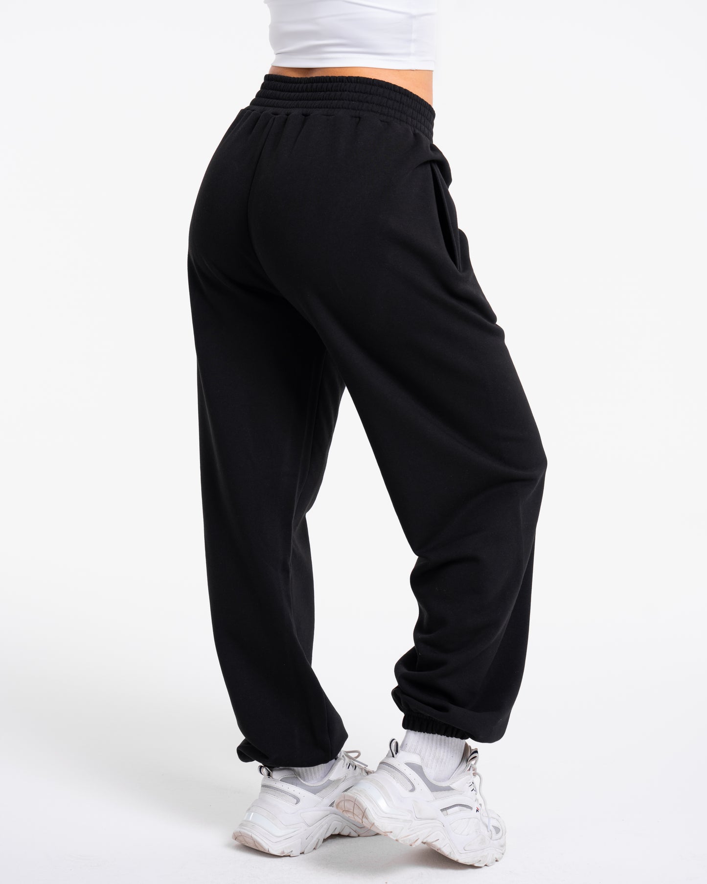 Fearless V-Shape Oversized Jogger "Schwarz"